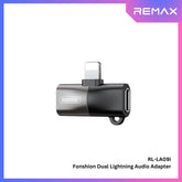 REMAX - RL-LA09i 2.0A Dual Lightning Audio Jack Splitter - Black